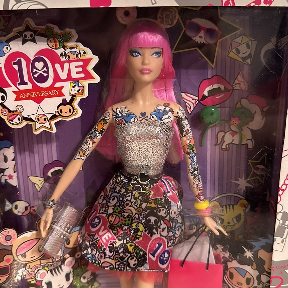 tokiedokie Barbie 10th Anniversary - Picture 2 of 11